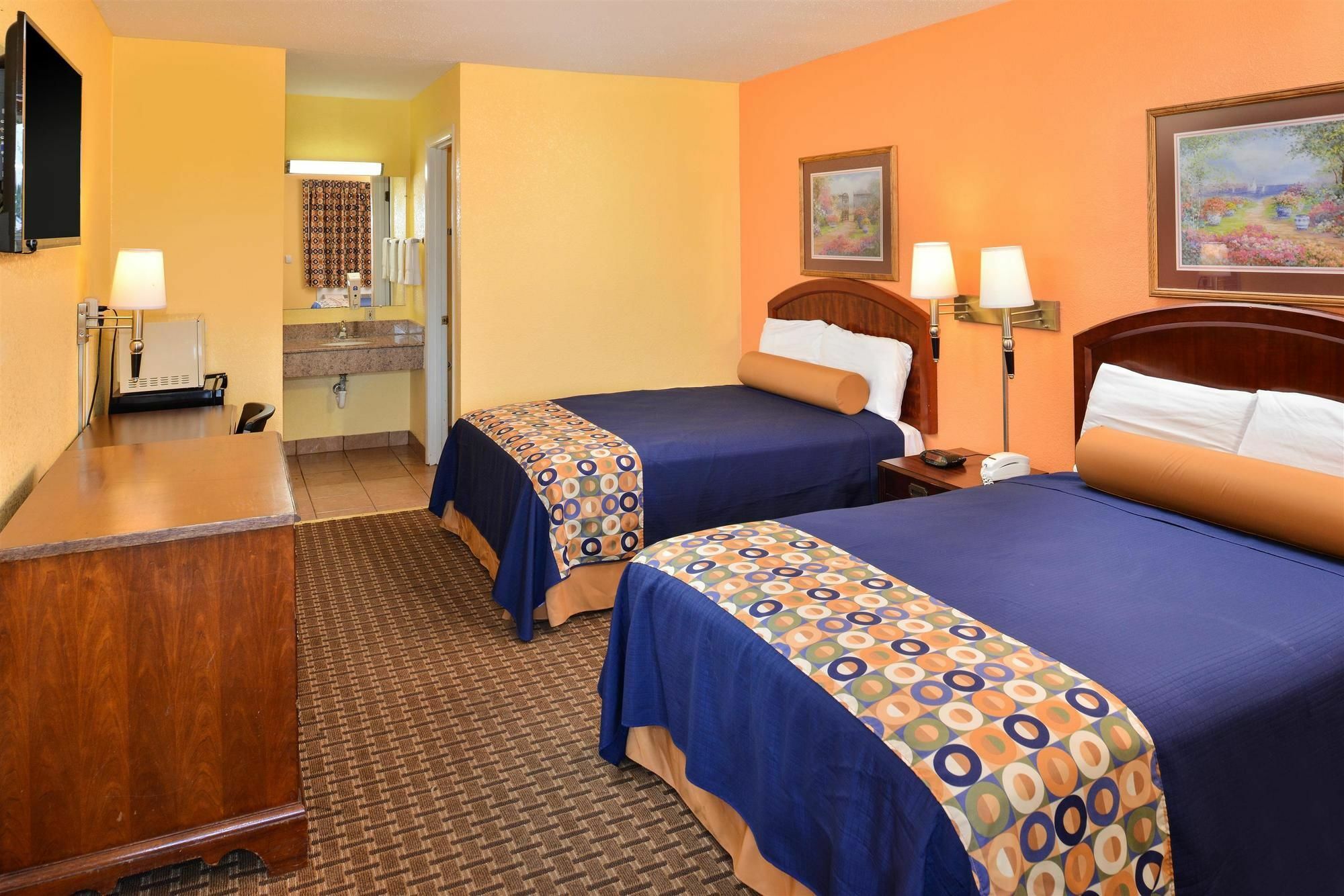 Americas Best Value Inn-Princess Anne Εξωτερικό φωτογραφία